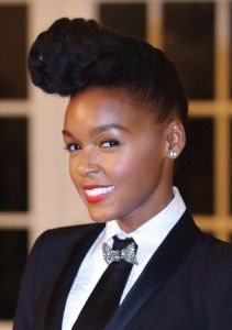 Singer Janelle Mon�e arrives for the sta