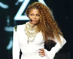 Janet Jackson - Unbreakable World Tour