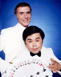 Ricardo Montalban (1920 - 2009) and Herve Villechaize (1943 - 1993) as Mr. Roarke and Tattoo in the American television series 'Fantasy Island', circa 1980. (Photo by Silver Screen Collection/Getty Images)
