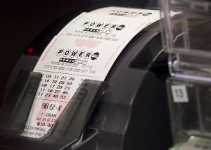 US-LOTTERY-POWERBALL-LIFESTYLE