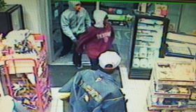 030116 Indy Gas Station Robber Suspects Photo 2