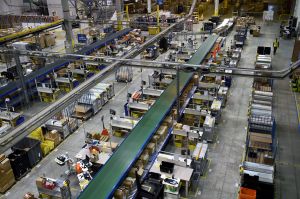 FRANCE-BUSINESS-DISTRIBUTION-AMAZON