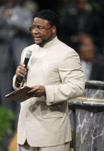 Bishop Eddie Long Discusses Sex Scandal Allegations