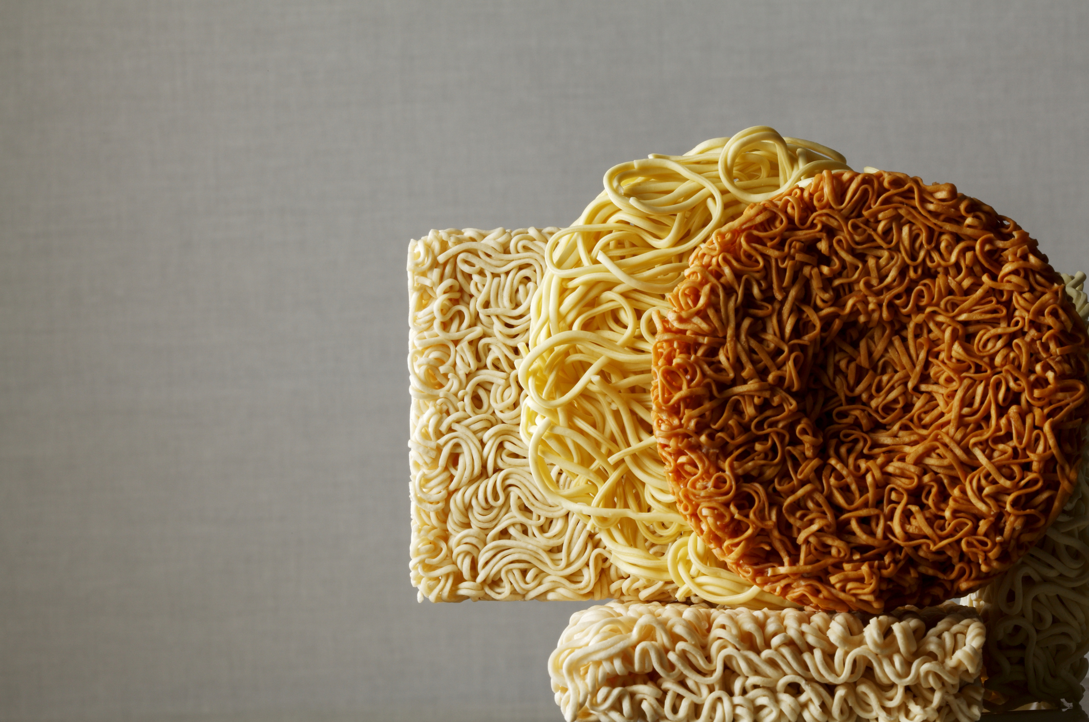 Comparison of instant noodles