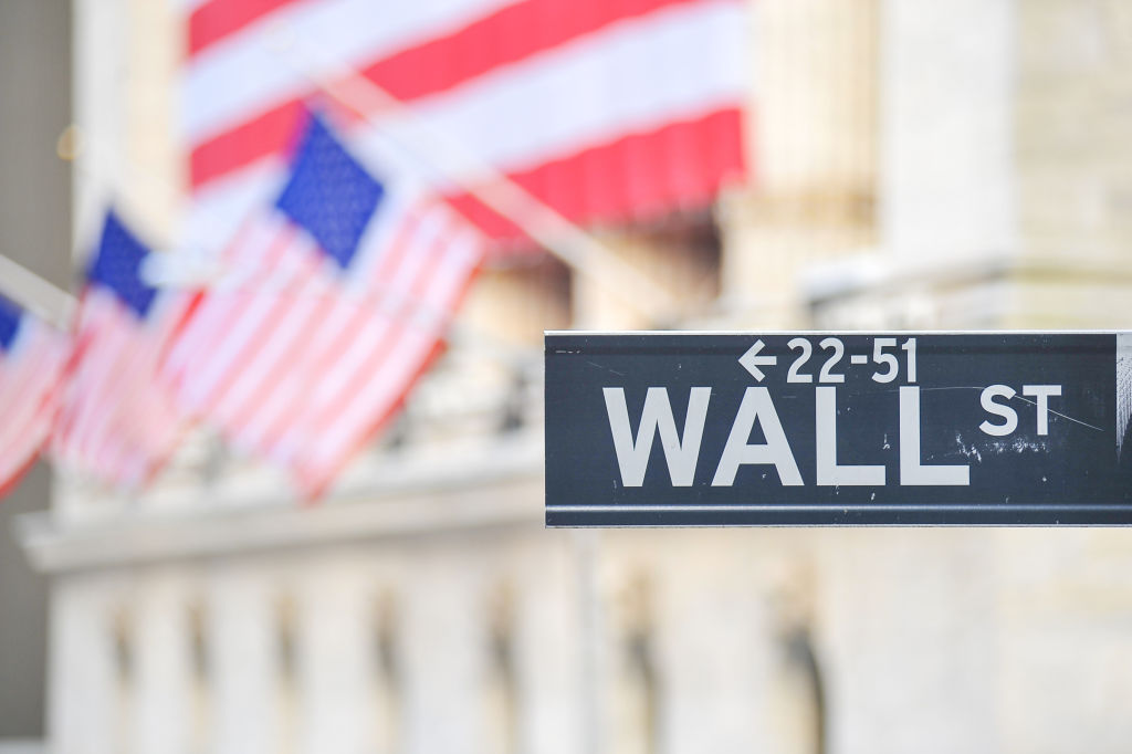 The raging coronavirus will close the New York Stock...