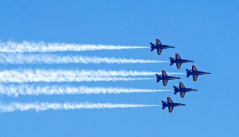 Navy's Blue Angels salue South Florida's healthcare teams and first responders
