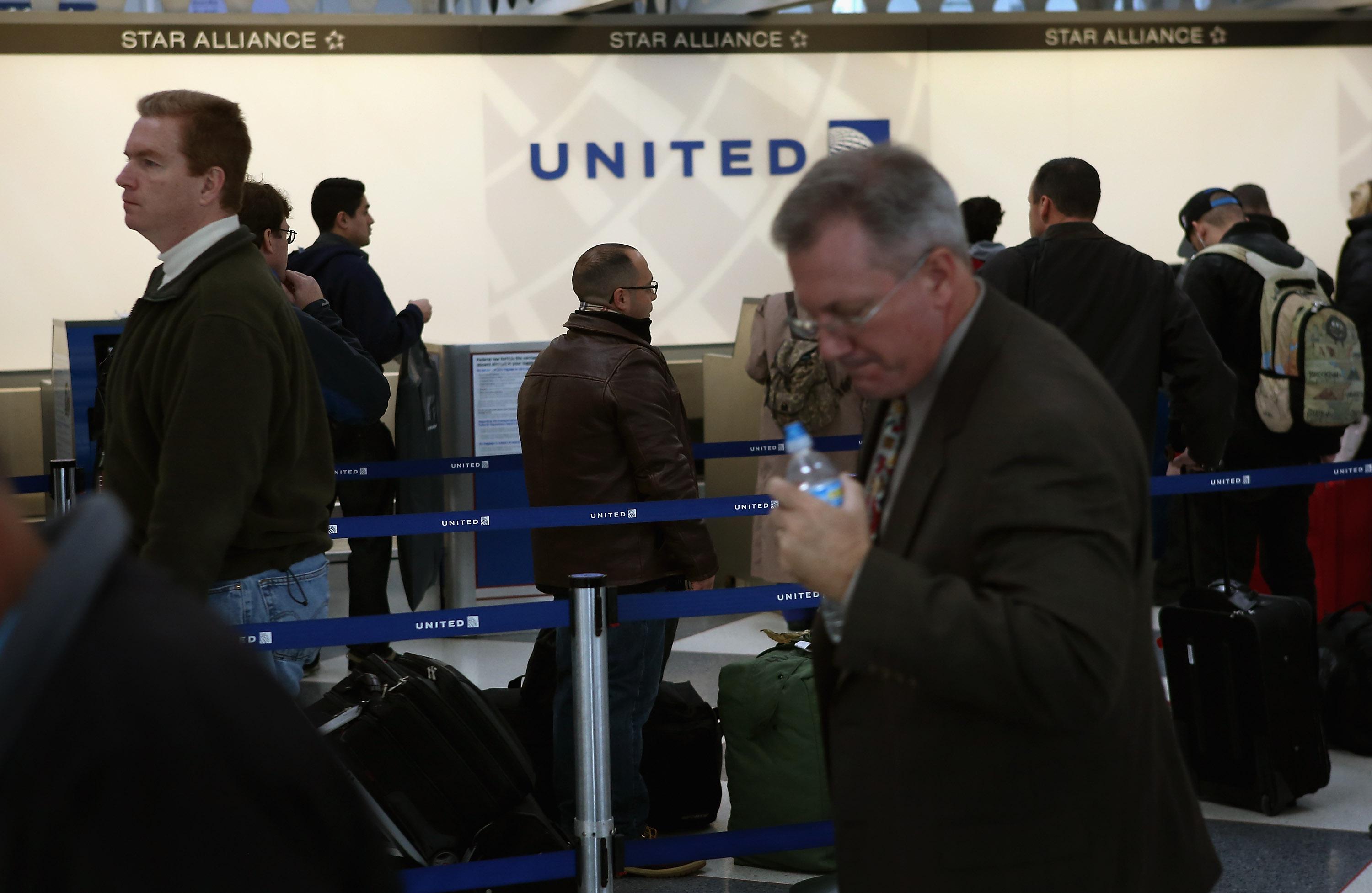 United Airlines Flights Grounded Nationally Due To Computer Glitch