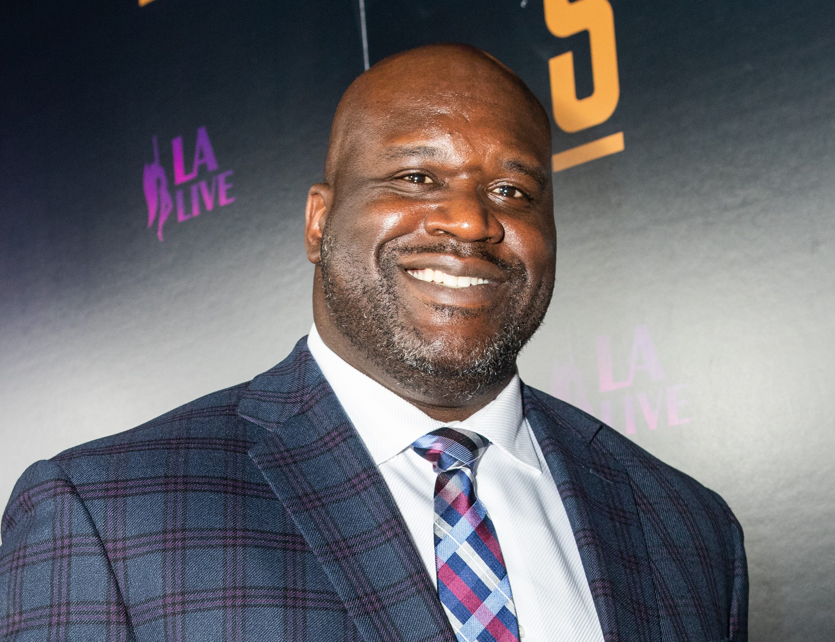 Shaquille O'Neal Opens SHAQUILLE'S at LA Live