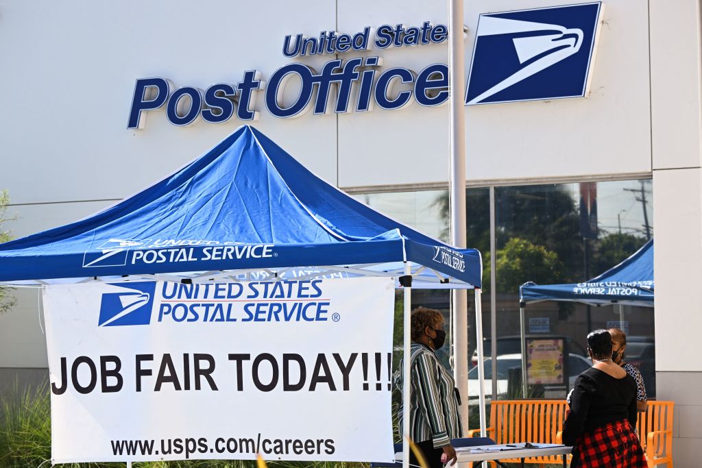 US-ECONOMY-POSTAL SERVICE