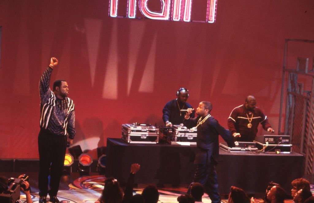Rob Base and DJ E-Z Rock perform on Soul Train.