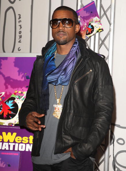 Kanye West In Store Signing at Virgin Megastore