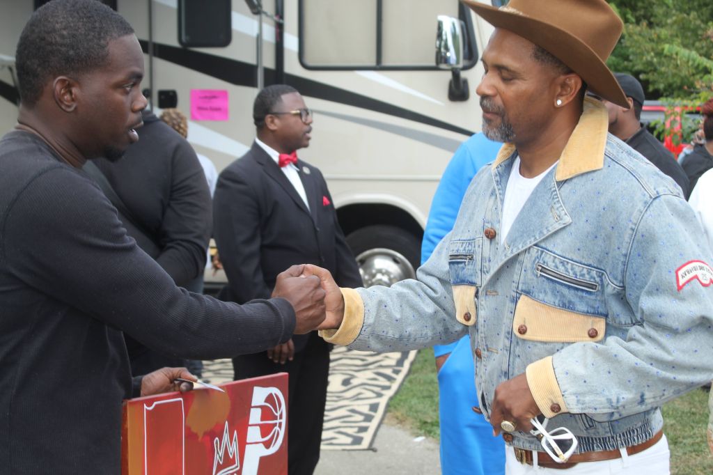 Mike Epps hosting free concert at near northeast side park