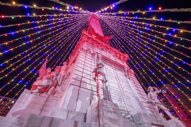 Christmas in Indianapolis - Christmas tree on Soldiers and Sailors Monumen