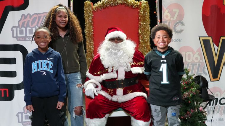 Black Santa Photos 2025