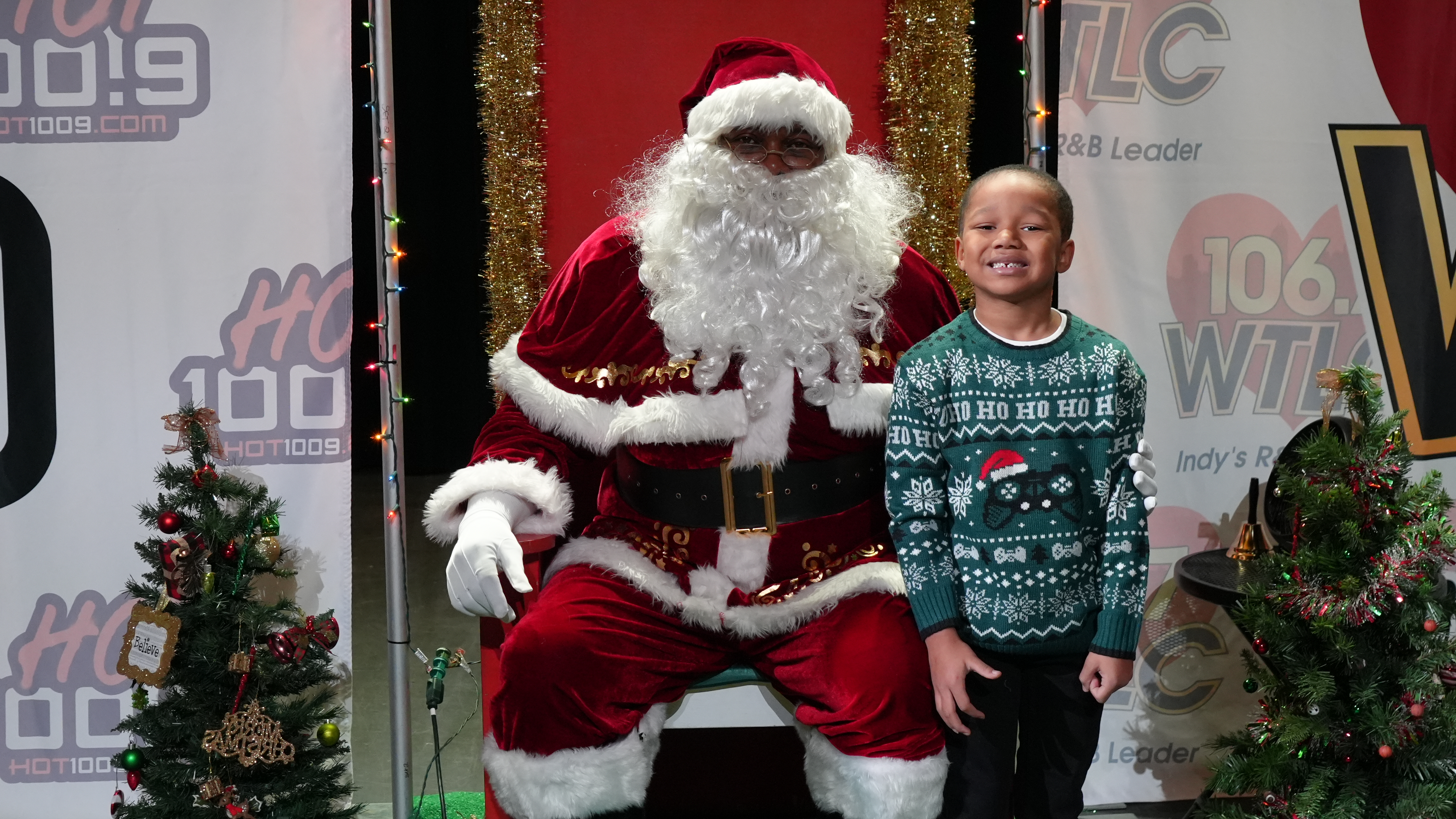 Black Santa Photos 2025