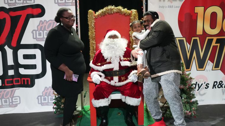 Black Santa Photos 2025