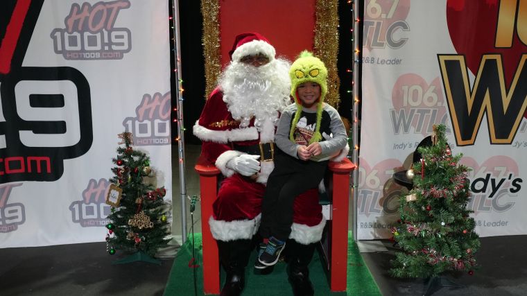 Black Santa Photos 2025