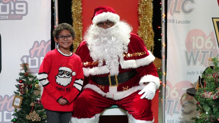 Black Santa Photos 2025