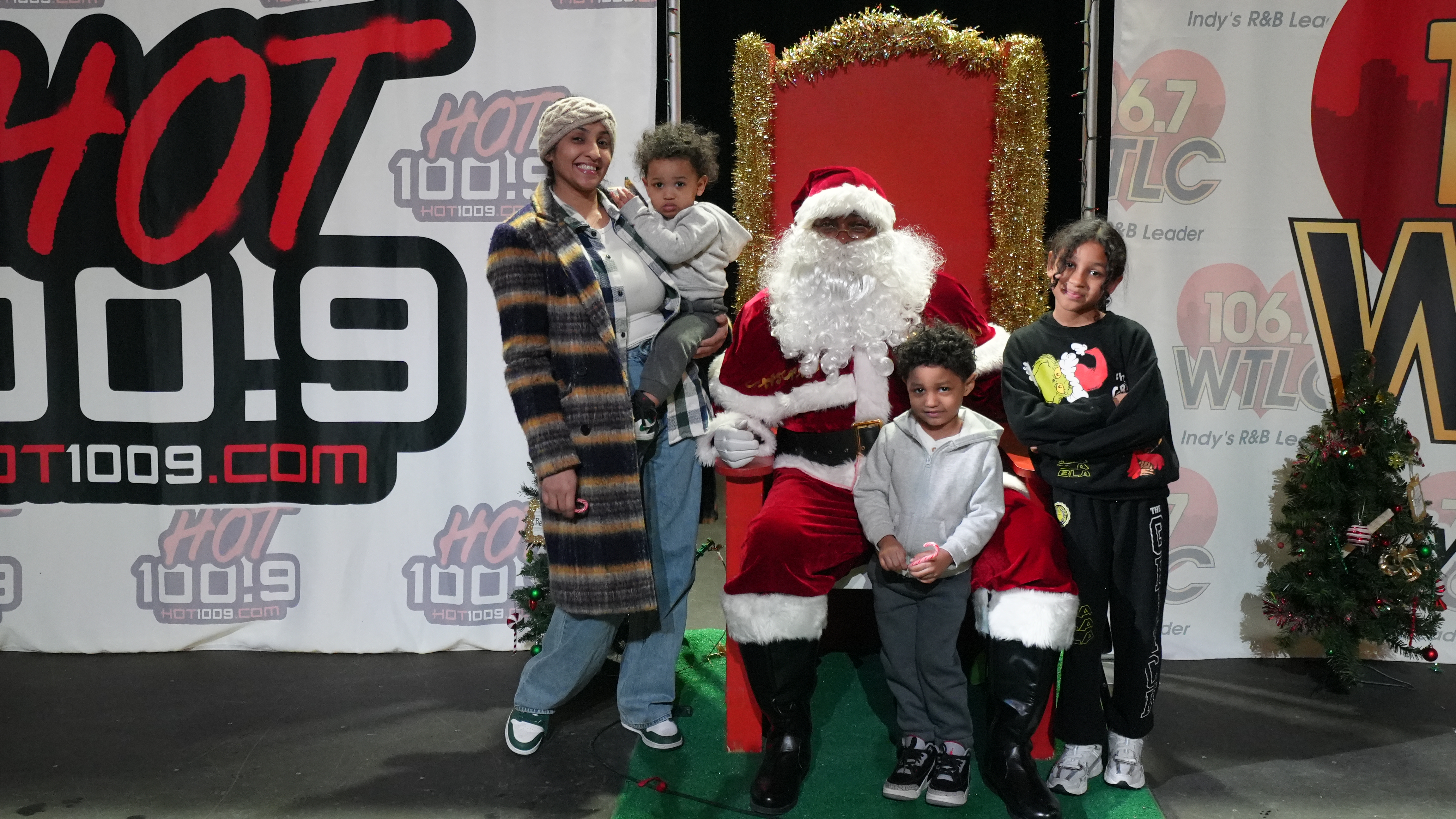 Black Santa Photos 2025