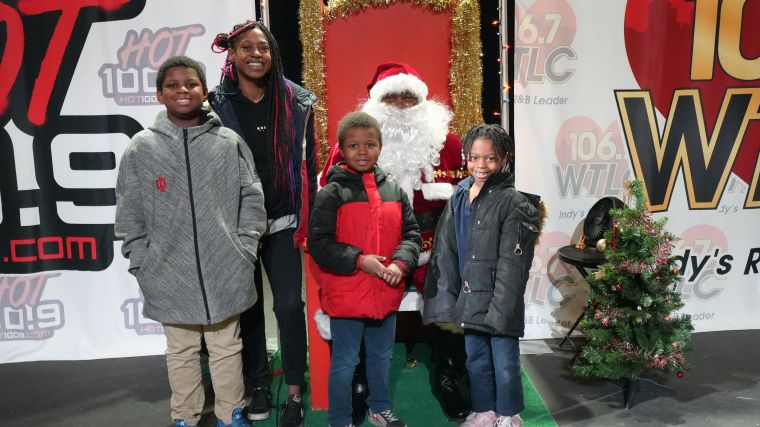 Black Santa Photos 2025